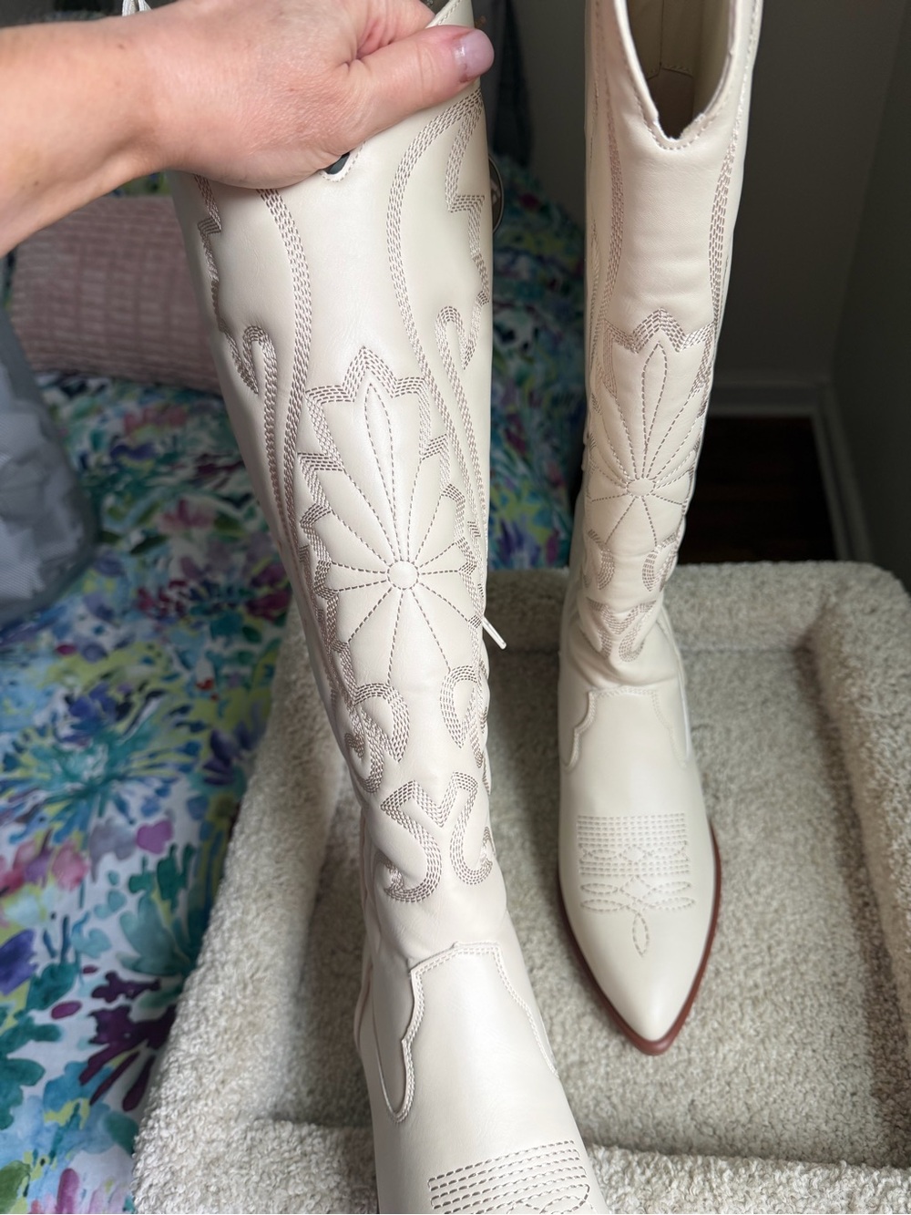 NEW IN BOX MIA Kolt Embroidered Western Cowboy Boots - Picture 5 of 5